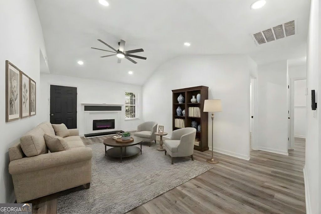648 Fieldcrest Drive, Mcdonough, GA 30253 — photo 2