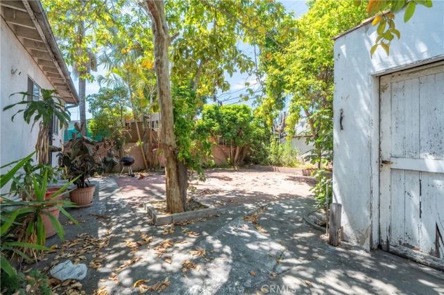 2439 California Street, Walnut Park, CA 90255