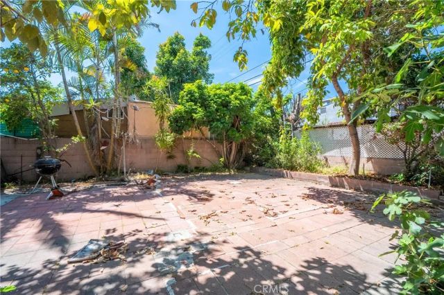 2439 California Street, Walnut Park, CA 90255