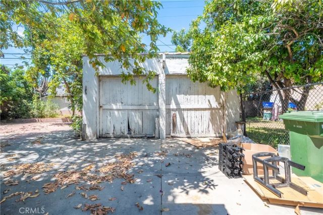 2439 California Street, Walnut Park, CA 90255