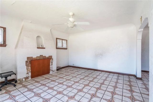 2439 California Street, Walnut Park, CA 90255