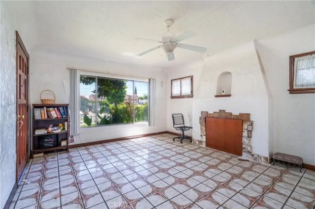 2439 California Street, Walnut Park, CA 90255