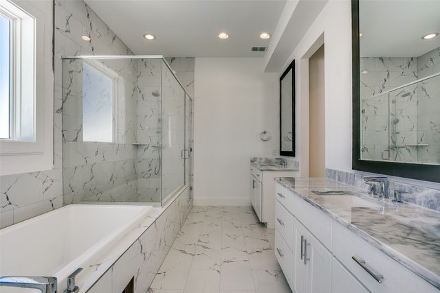 215 Carroll Street, Fort Worth, TX 76107