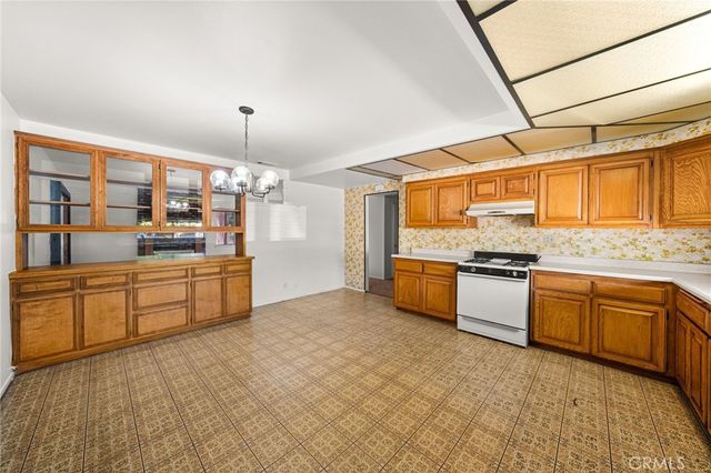 310 S Ash Street, Redlands, CA 92373