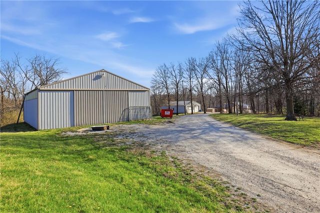 19251 Bolling Road, Lawson, MO 64062