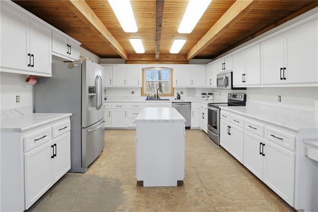 19251 Bolling Road, Lawson, MO 64062