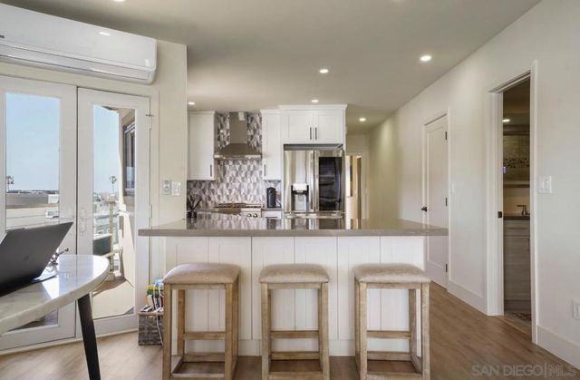 2820 Bayside Walk 2, San Diego, CA 92109