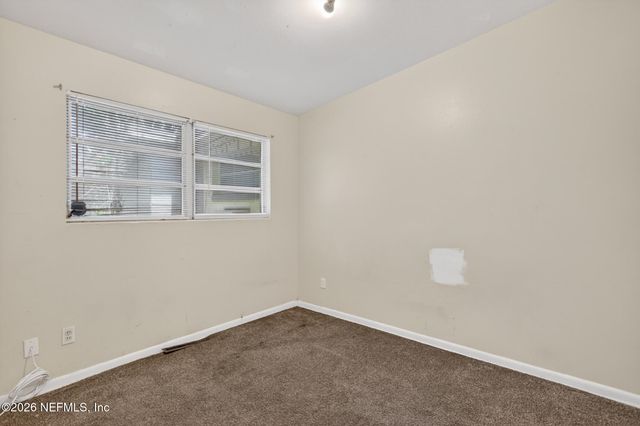 1640 CHATEAU Drive, Jacksonville, FL 32221