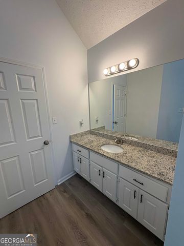 229 Pebble Creek Drive, Mcdonough, GA 30253