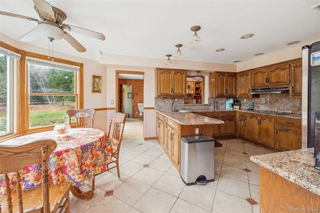 12 Briarwood Court, Head Of The Harbor, NY 11780