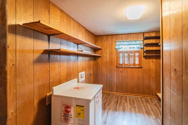 43 W 2nd Avenue, Calvert City, KY 42029