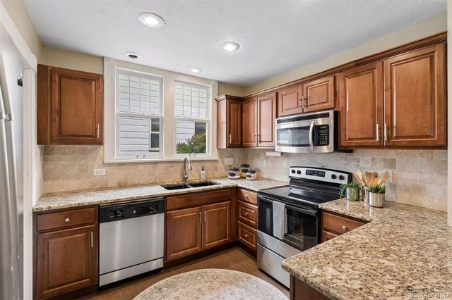 3216 S Grant Street, Englewood, CO 80113
