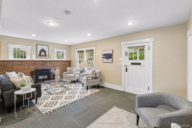 3216 S Grant Street, Englewood, CO 80113