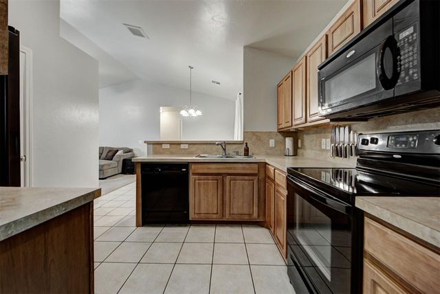 724 Grickle Drive, Norman, OK 73069