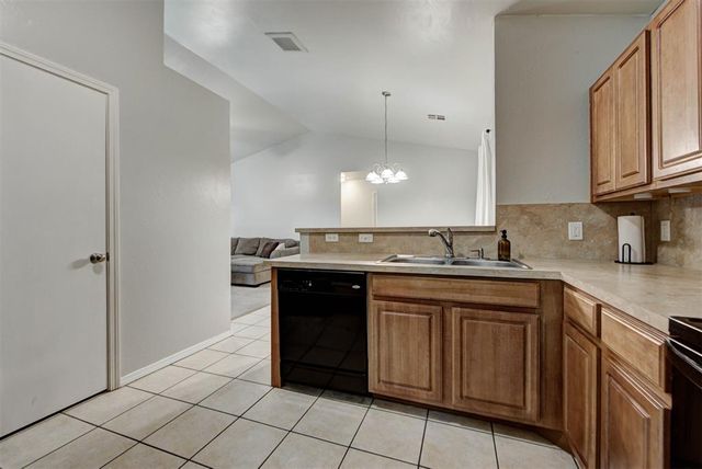 724 Grickle Drive, Norman, OK 73069