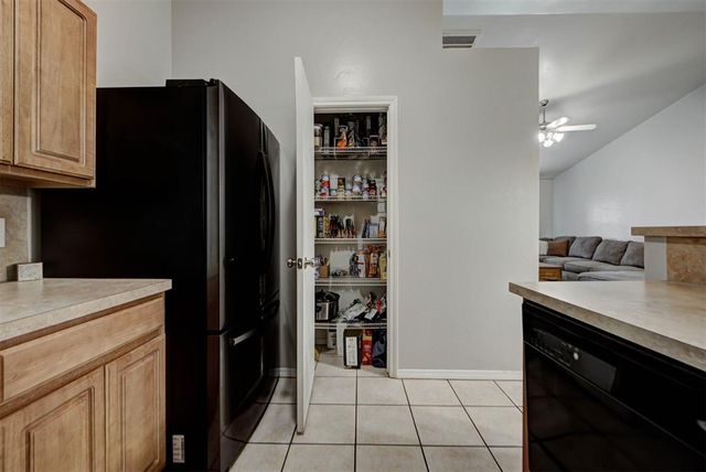 724 Grickle Drive, Norman, OK 73069