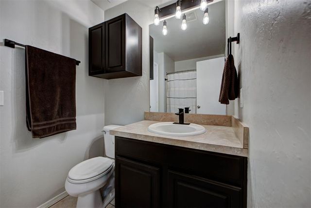 724 Grickle Drive, Norman, OK 73069