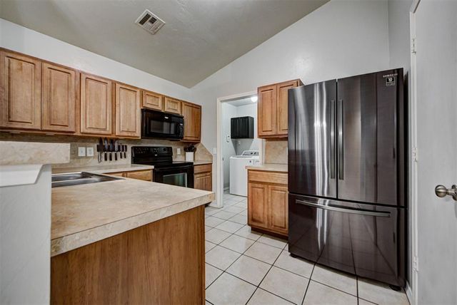 724 Grickle Drive, Norman, OK 73069