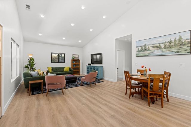 5524 Bucks Bar Cir, Placerville, CA 95667
