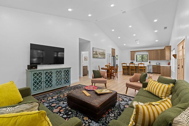 5524 Bucks Bar Cir, Placerville, CA 95667