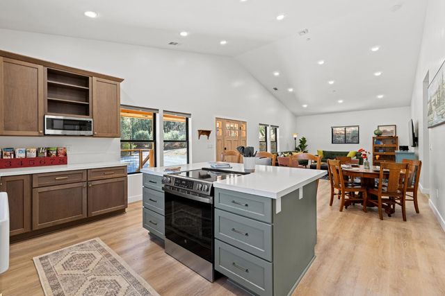 5524 Bucks Bar Cir, Placerville, CA 95667