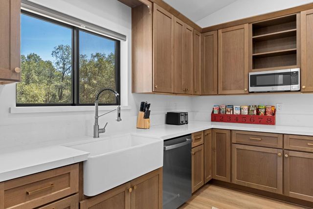 5524 Bucks Bar Cir, Placerville, CA 95667