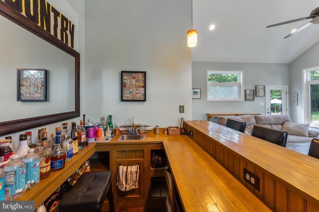 11 LAUREL RIDGE RD, Ocean View, NJ 08230