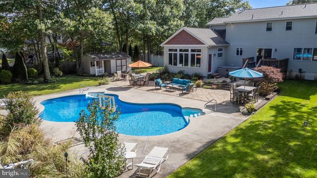 11 LAUREL RIDGE RD, Ocean View, NJ 08230