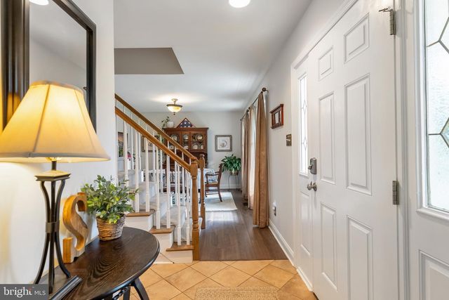 11 LAUREL RIDGE RD, Ocean View, NJ 08230