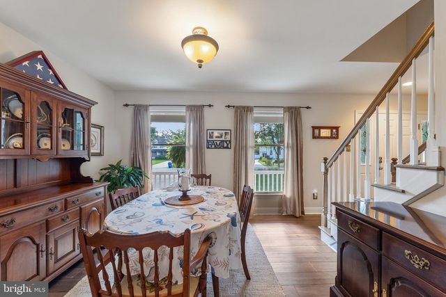 11 LAUREL RIDGE RD, Ocean View, NJ 08230