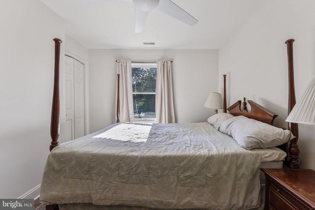 11 LAUREL RIDGE RD, Ocean View, NJ 08230