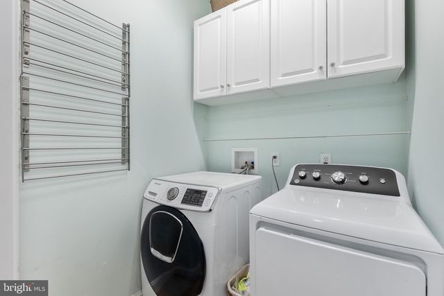 11 LAUREL RIDGE RD, Ocean View, NJ 08230