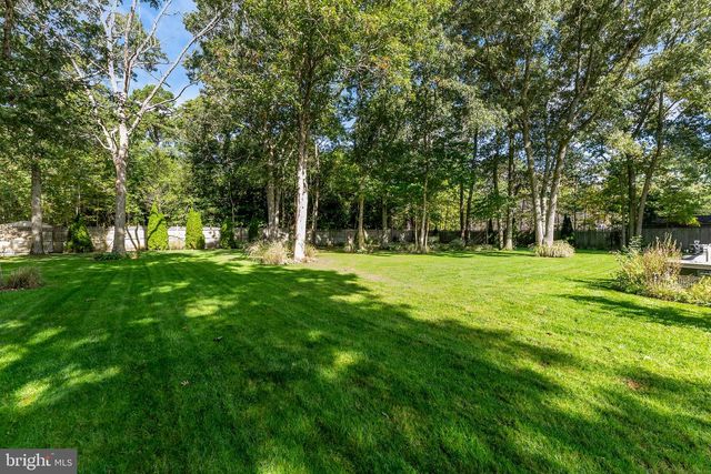 11 LAUREL RIDGE RD, Ocean View, NJ 08230