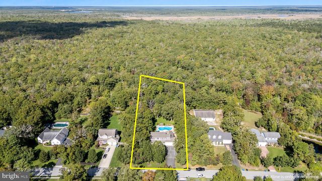 11 LAUREL RIDGE RD, Ocean View, NJ 08230