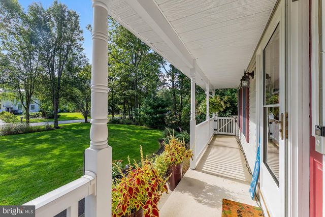 11 LAUREL RIDGE RD, Ocean View, NJ 08230