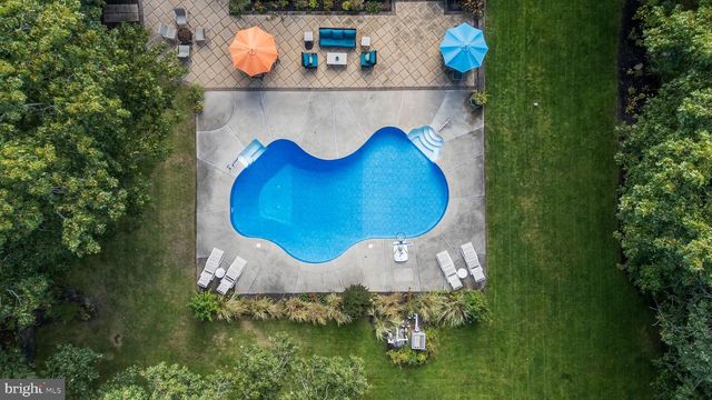 11 LAUREL RIDGE RD, Ocean View, NJ 08230