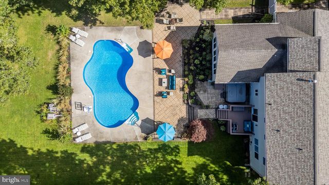 11 LAUREL RIDGE RD, Ocean View, NJ 08230