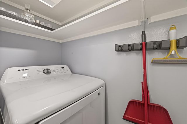 3525 Sage Road 1305, Houston, TX 77056