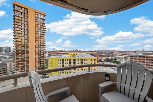 3525 Sage Road 1305, Houston, TX 77056