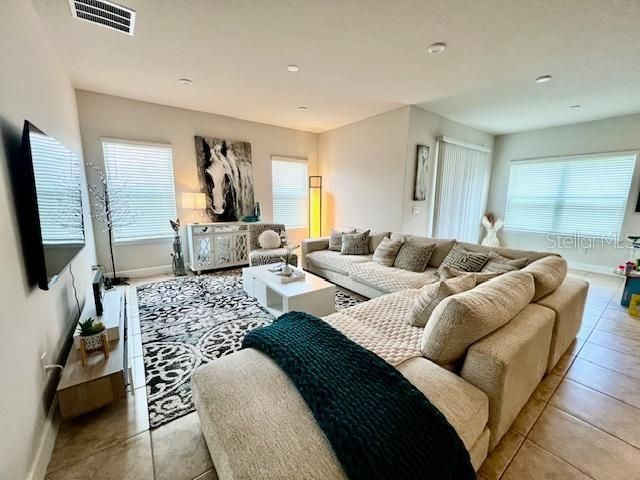 8351 GREENWAY AVENUE, Wesley Chapel, FL 33544