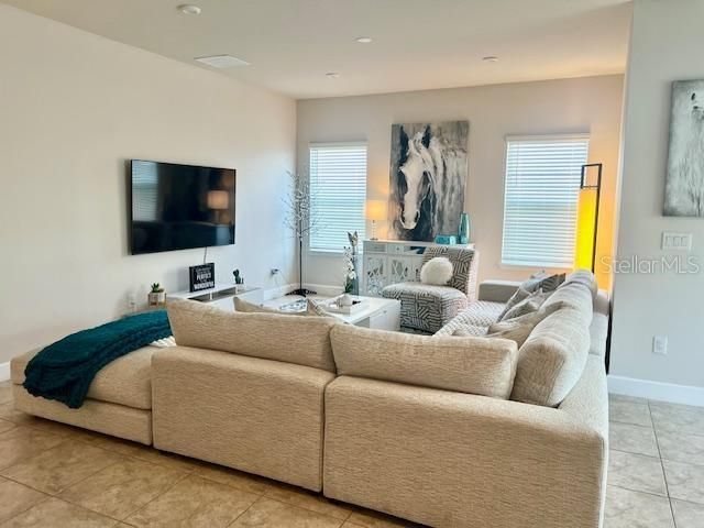 8351 GREENWAY AVENUE, Wesley Chapel, FL 33544