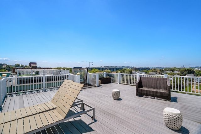 10 Ocean Avenue 414, Revere, MA 02151
