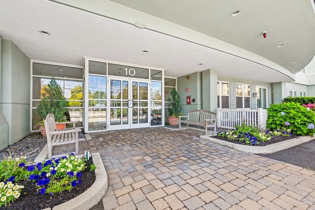 10 Ocean Avenue 414, Revere, MA 02151