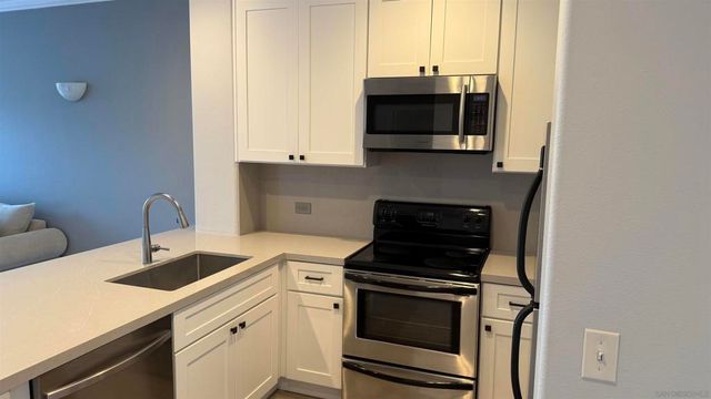 1642 7th Avenue 331, San Diego, CA 92101