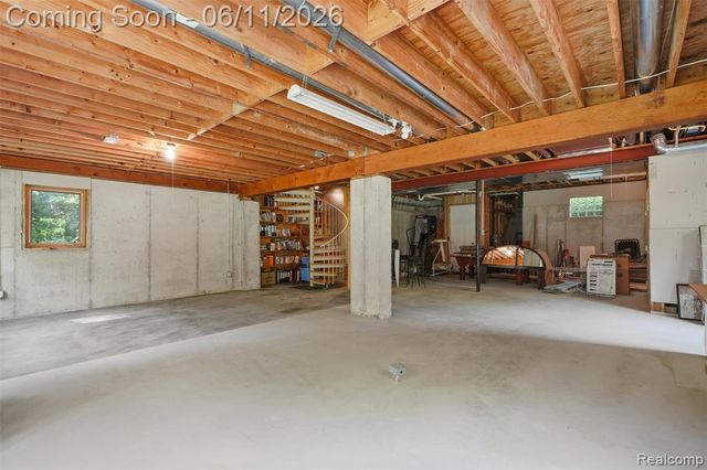 308 Nuthatch Road, Ortonville, MI 48462