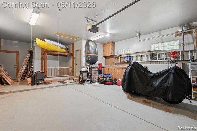 308 Nuthatch Road, Ortonville, MI 48462