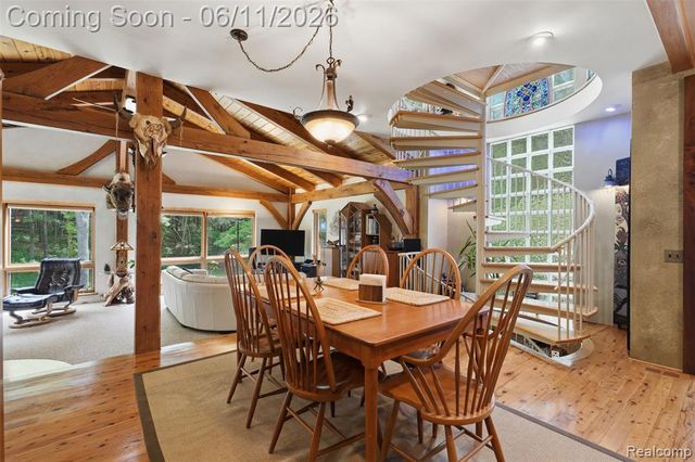 308 Nuthatch Road, Ortonville, MI 48462