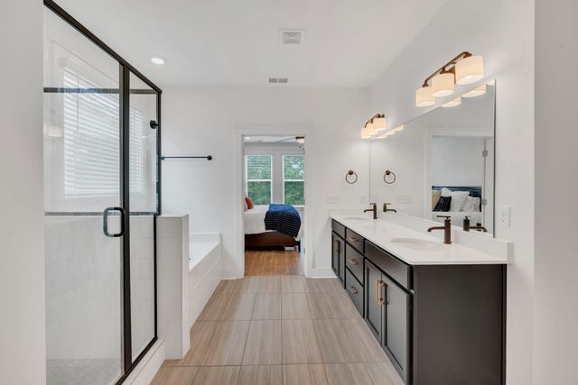 261 Cornice Dr, La Vergne, TN 37086