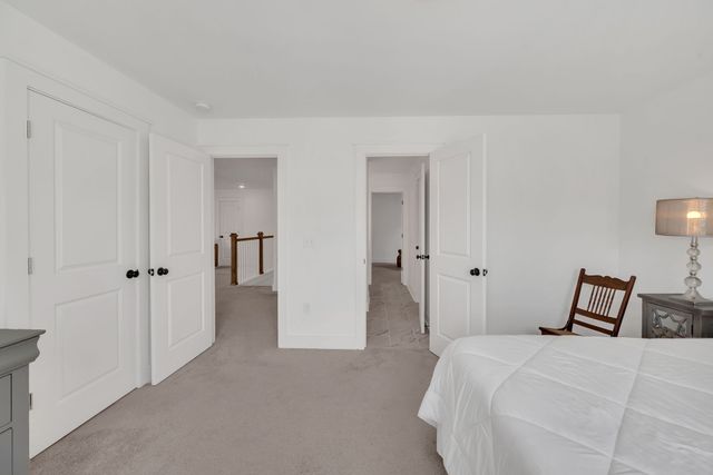 261 Cornice Dr, La Vergne, TN 37086