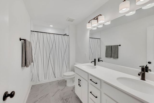 261 Cornice Dr, La Vergne, TN 37086